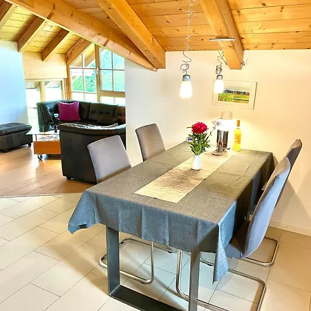 Bei Uns Dahoam Apartament *